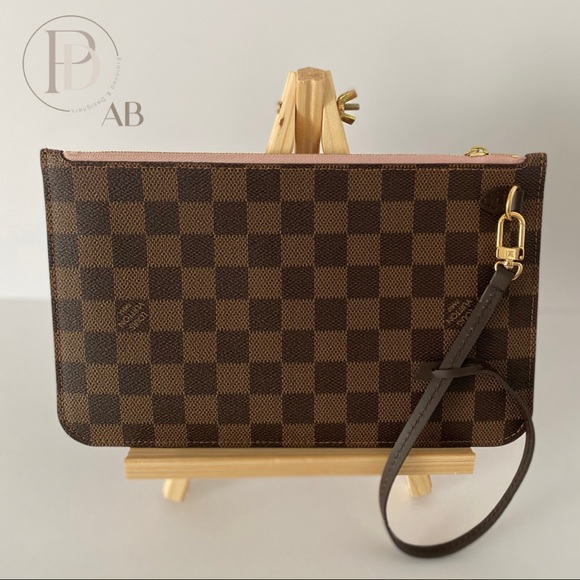 Louis Vuitton Neverfull Pochette MM - Picture 1 of 8